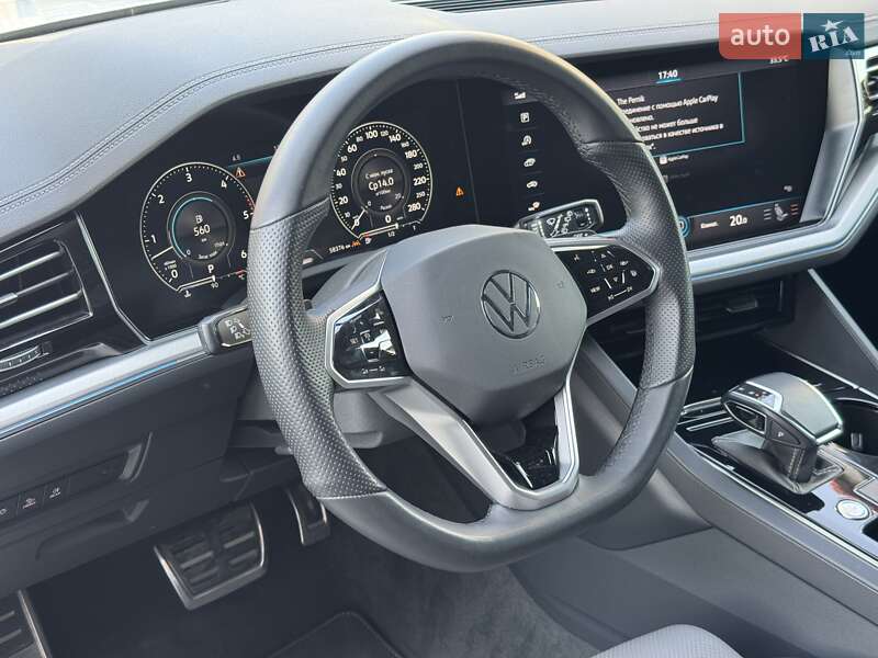 Внедорожник / Кроссовер Volkswagen Touareg 2018 в Черновцах