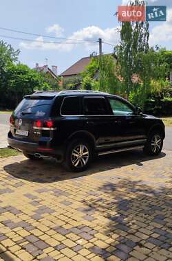 Позашляховик / Кросовер Volkswagen Touareg 2008 в 