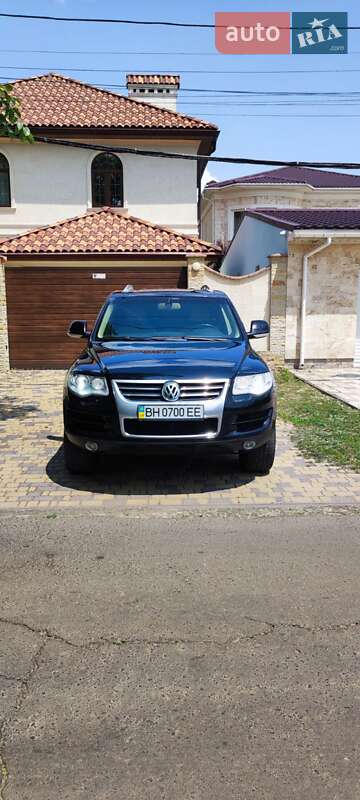 Внедорожник / Кроссовер Volkswagen Touareg 2008 в Одессе