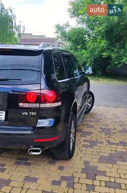 Позашляховик / Кросовер Volkswagen Touareg 2008 в 