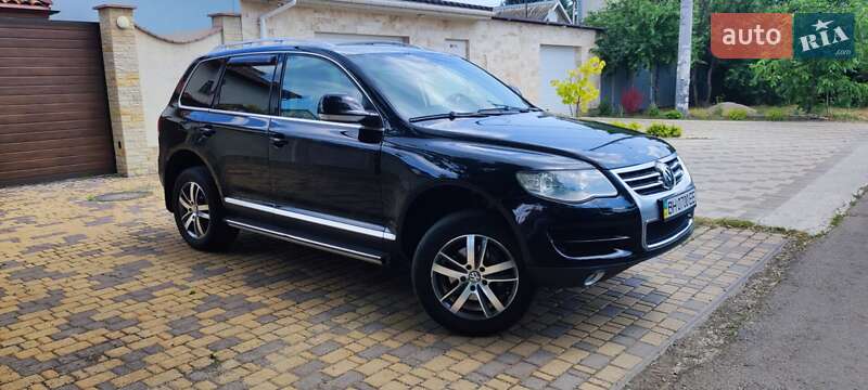 Внедорожник / Кроссовер Volkswagen Touareg 2008 в Одессе