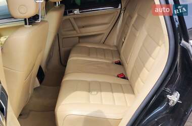 Позашляховик / Кросовер Volkswagen Touareg 2008 в 