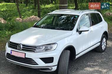 Внедорожник / Кроссовер Volkswagen Touareg 2016 в 