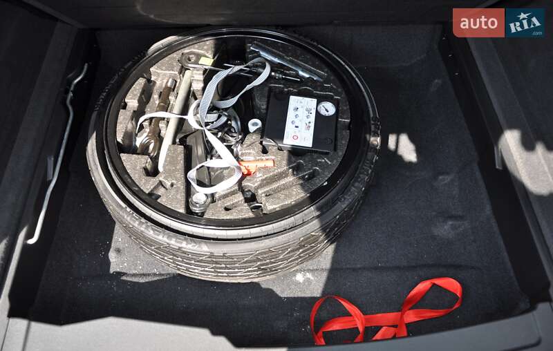 Внедорожник / Кроссовер Volkswagen Touareg 2018 в Одессе