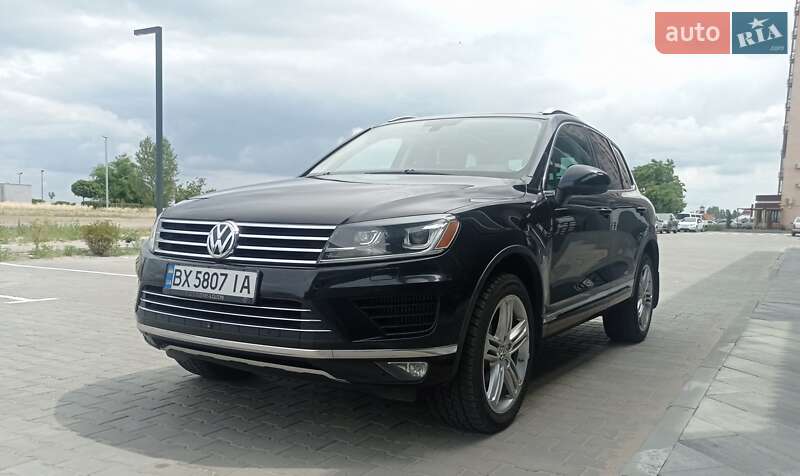 Позашляховик / Кросовер Volkswagen Touareg 2014 в Черкасах
