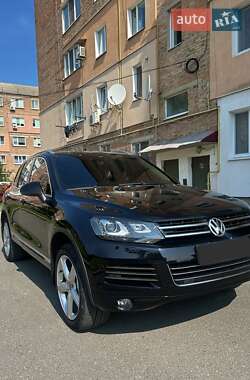 Позашляховик / Кросовер Volkswagen Touareg 2014 в Кропивницькому
