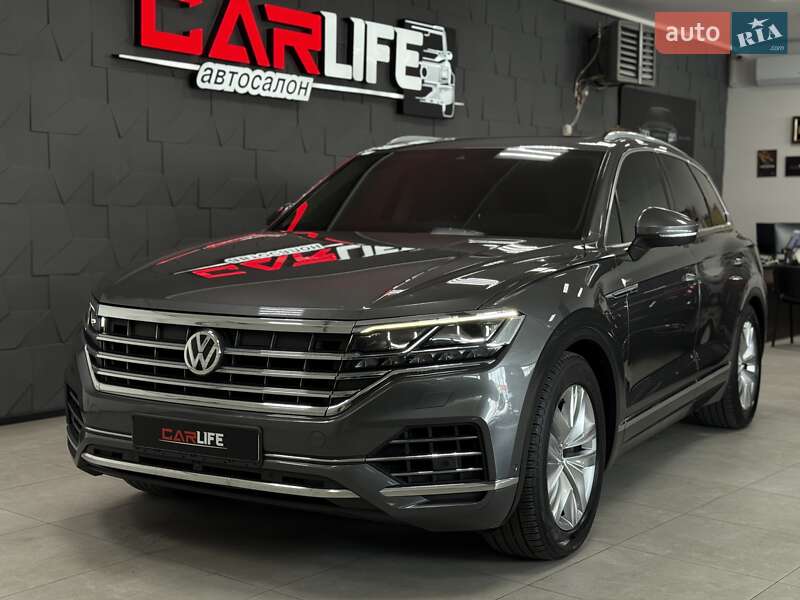 Позашляховик / Кросовер Volkswagen Touareg 2019 в Тернополі