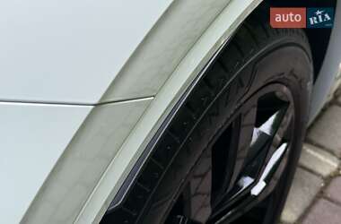 Позашляховик / Кросовер Volkswagen Touareg 2022 в 