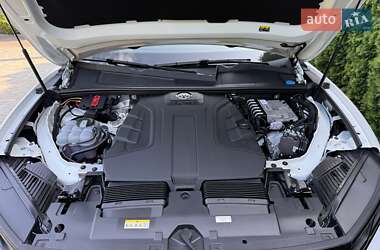 Позашляховик / Кросовер Volkswagen Touareg 2022 в 
