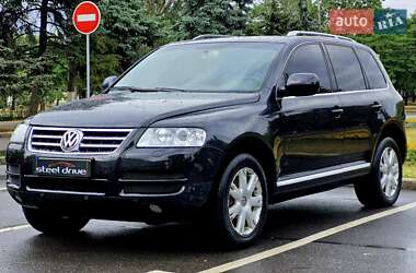 Позашляховик / Кросовер Volkswagen Touareg 2005 в Миколаєві