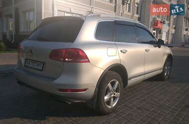 Позашляховик / Кросовер Volkswagen Touareg 2013 в Києві