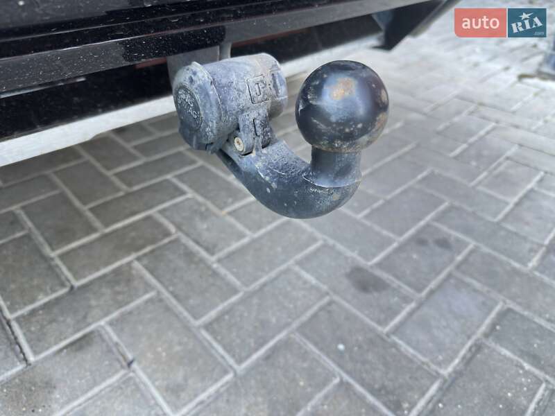 Внедорожник / Кроссовер Volkswagen Touareg 2017 в Белгороде-Днестровском