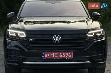 Позашляховик / Кросовер Volkswagen Touareg 2021 в Гнівані