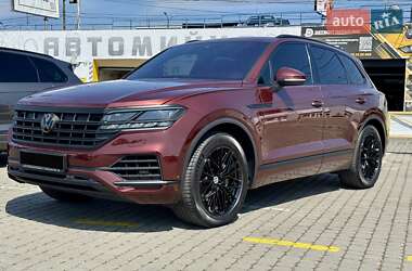 Внедорожник / Кроссовер Volkswagen Touareg 2018 в Черновцах