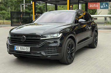 Внедорожник / Кроссовер Volkswagen Touareg 2021 в 