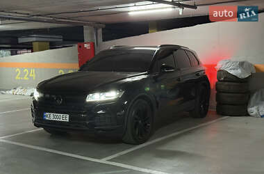 Внедорожник / Кроссовер Volkswagen Touareg 2021 в 