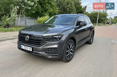 Внедорожник / Кроссовер Volkswagen Touareg 2020 в 
