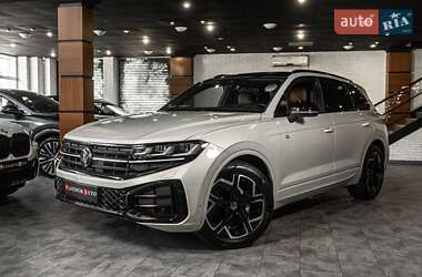 Позашляховик / Кросовер Volkswagen Touareg 2024 в Одесі