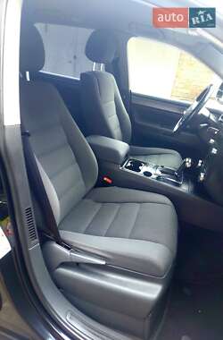 Внедорожник / Кроссовер Volkswagen Touareg 2007 в 