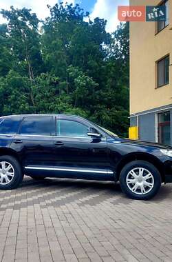 Внедорожник / Кроссовер Volkswagen Touareg 2007 в 