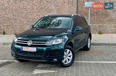 Внедорожник / Кроссовер Volkswagen Touareg 2012 в Одессе
