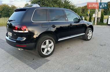 Внедорожник / Кроссовер Volkswagen Touareg 2009 в Львове