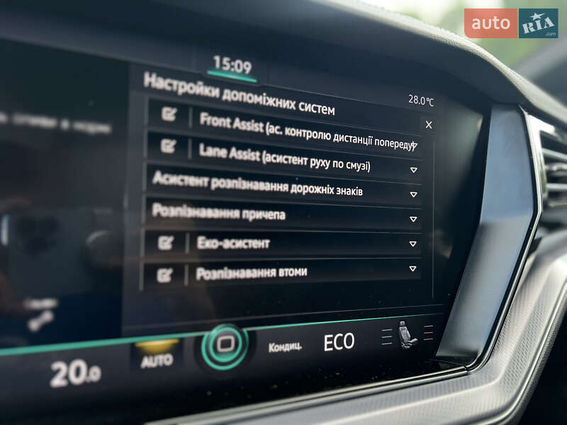 Позашляховик / Кросовер Volkswagen Touareg 2019 в Умані