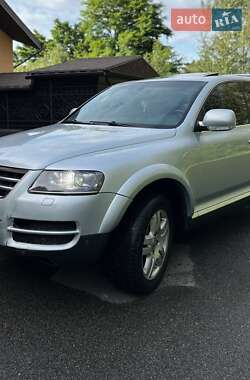 Внедорожник / Кроссовер Volkswagen Touareg 2006 в Киеве