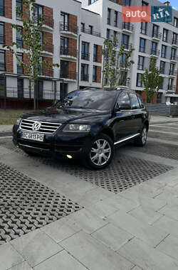 Внедорожник / Кроссовер Volkswagen Touareg 2005 в Самборе