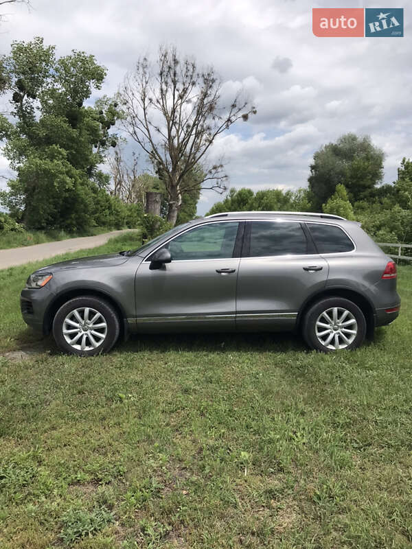 Внедорожник / Кроссовер Volkswagen Touareg 2011 в Львове фото 10 Внедорожник / Кроссовер Volkswagen Touareg 2011 в Львове