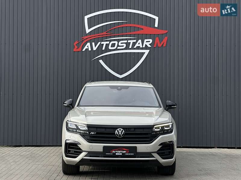 Позашляховик / Кросовер Volkswagen Touareg 2020 в Мукачевому
