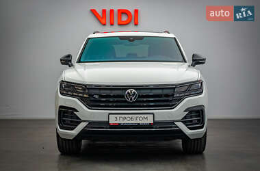 Позашляховик / Кросовер Volkswagen Touareg 2022 в 
