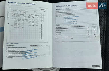 Внедорожник / Кроссовер Volkswagen Touareg 2012 в 