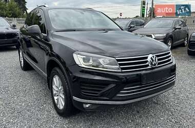 Внедорожник / Кроссовер Volkswagen Touareg 2017 в Тернополе