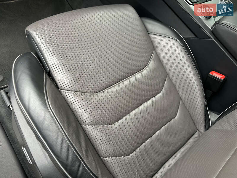 Внедорожник / Кроссовер Volkswagen Touareg 2020 в Киеве