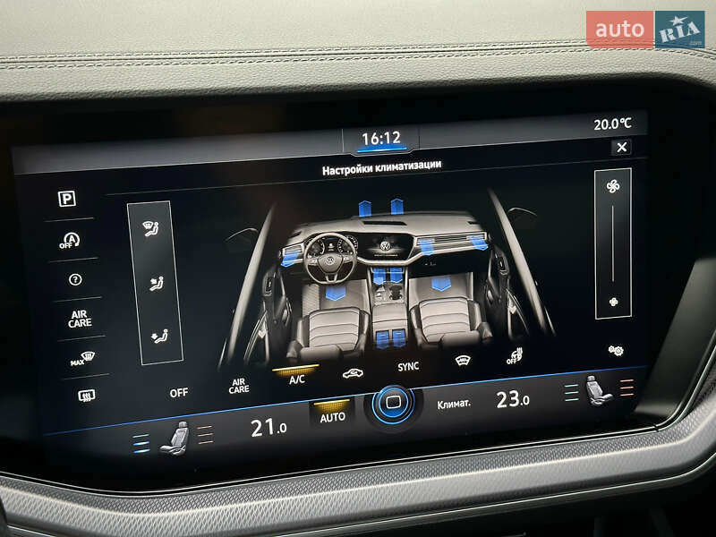 Внедорожник / Кроссовер Volkswagen Touareg 2020 в Киеве