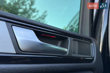 Внедорожник / Кроссовер Volkswagen Touareg 2012 в 