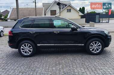 Внедорожник / Кроссовер Volkswagen Touareg 2013 в 