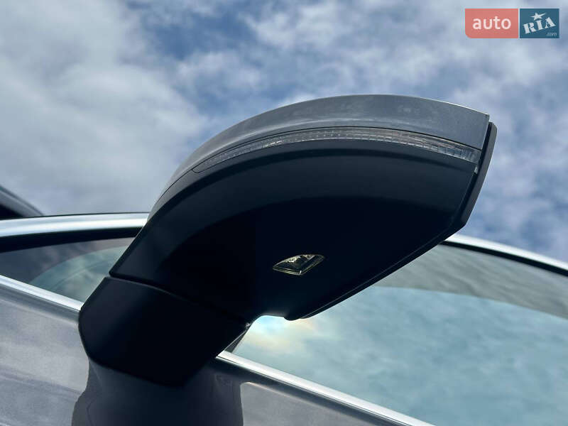 Позашляховик / Кросовер Volkswagen Touareg 2020 в Ужгороді фото 33 Позашляховик / Кросовер Volkswagen Touareg 2020 в Ужгороді