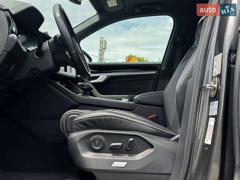 Позашляховик / Кросовер Volkswagen Touareg 2020 в Ужгороді фото 38 Позашляховик / Кросовер Volkswagen Touareg 2020 в Ужгороді