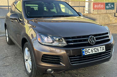 Позашляховик / Кросовер Volkswagen Touareg 2012 в Львові
