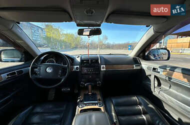 Позашляховик / Кросовер Volkswagen Touareg 2003 в 