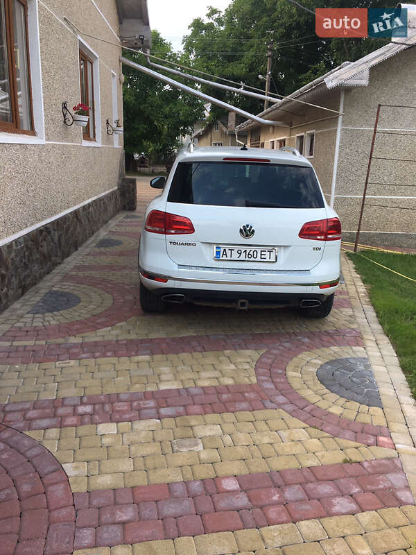 Внедорожник / Кроссовер Volkswagen Touareg 2015 в Косове