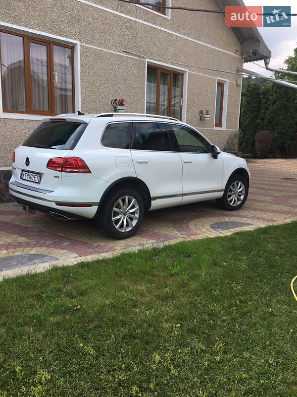 Внедорожник / Кроссовер Volkswagen Touareg 2015 в Косове