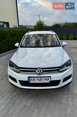 Позашляховик / Кросовер Volkswagen Touareg 2013 в 