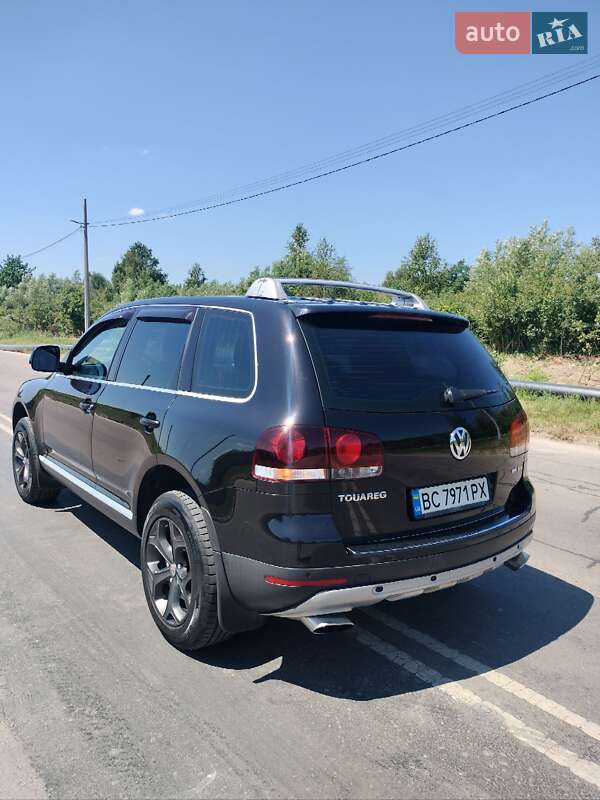 Внедорожник / Кроссовер Volkswagen Touareg 2008 в Львове