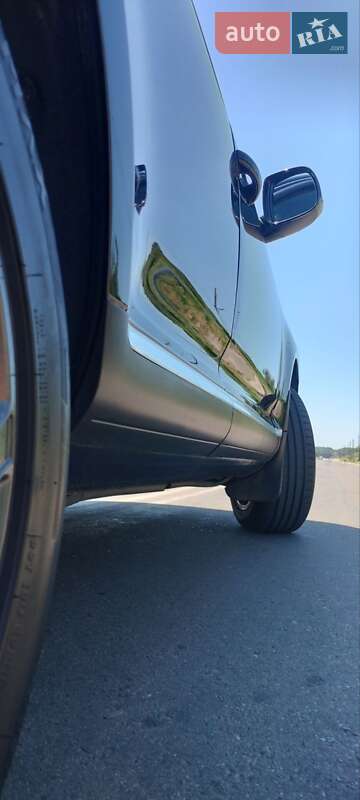 Внедорожник / Кроссовер Volkswagen Touareg 2008 в Львове