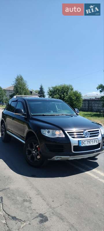 Внедорожник / Кроссовер Volkswagen Touareg 2008 в Львове