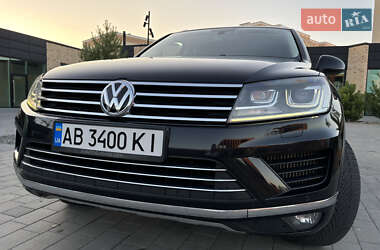 Позашляховик / Кросовер Volkswagen Touareg 2015 в Хмельницькому
