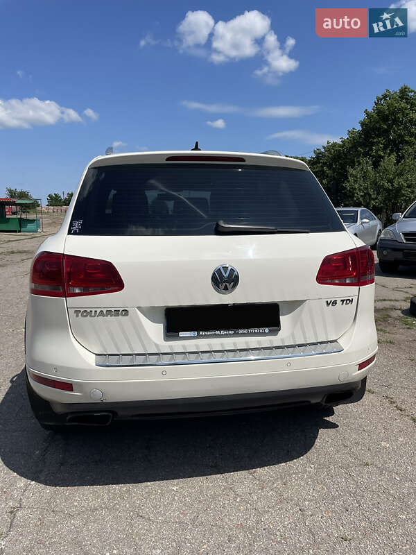 Позашляховик / Кросовер Volkswagen Touareg 2010 в Кропивницькому